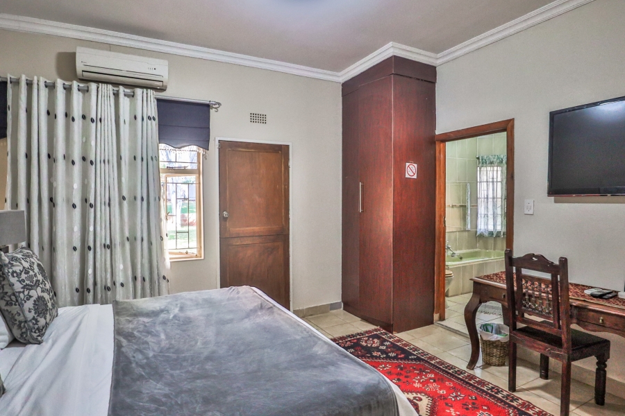 11 Bedroom Property for Sale in Protea Park North West